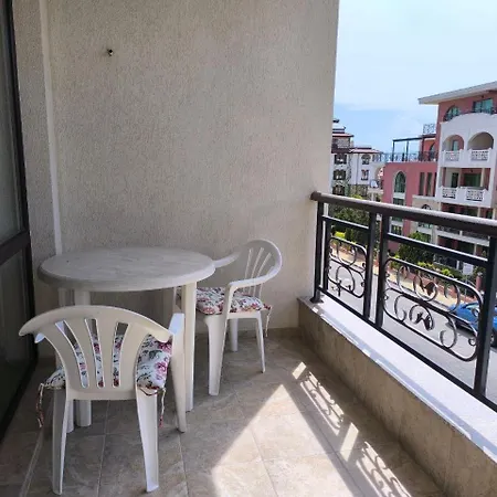 Dom-el Real In Raduga Complex Apartment